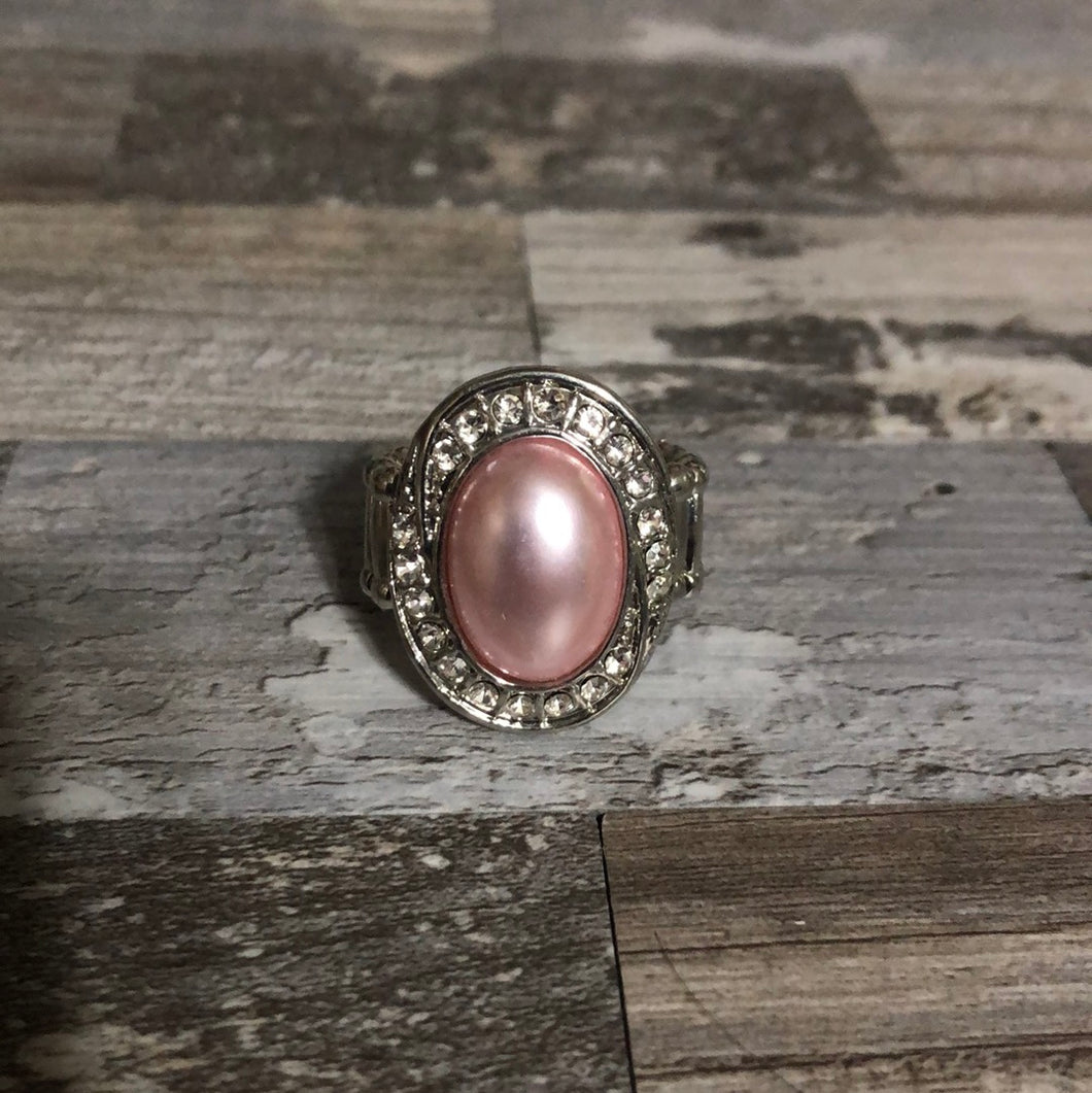 Silver and pink ring 617